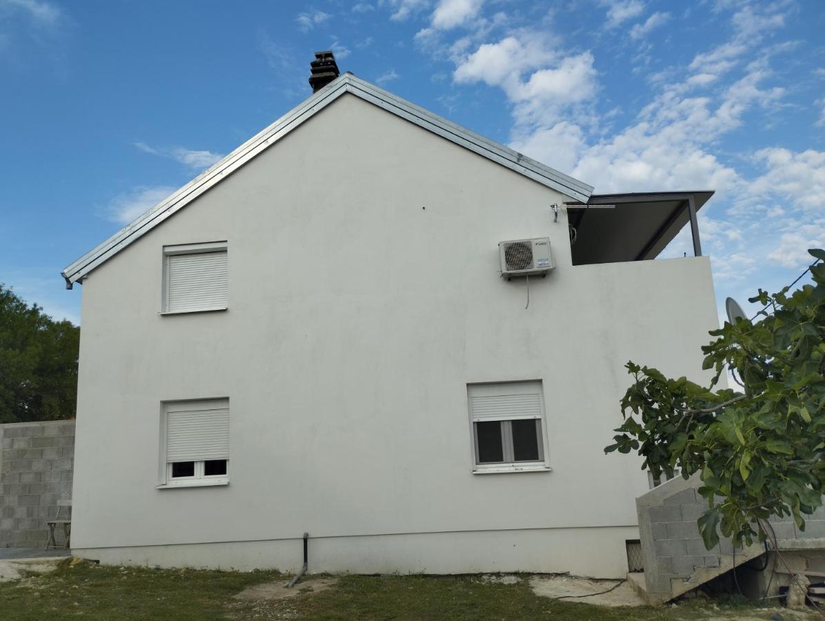 Misljen Apartmants Apartment